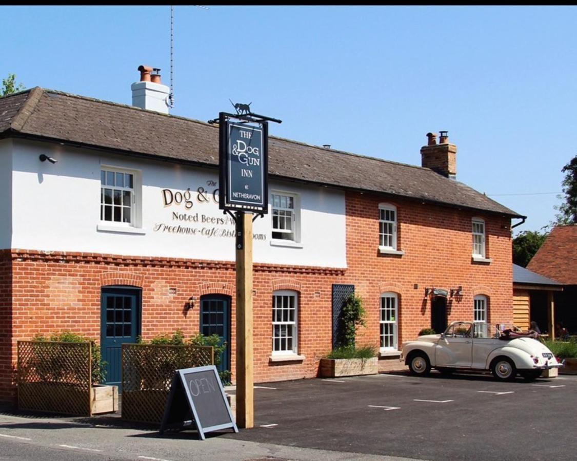 The Dog & Gun Inn Netheravon Екстериор снимка